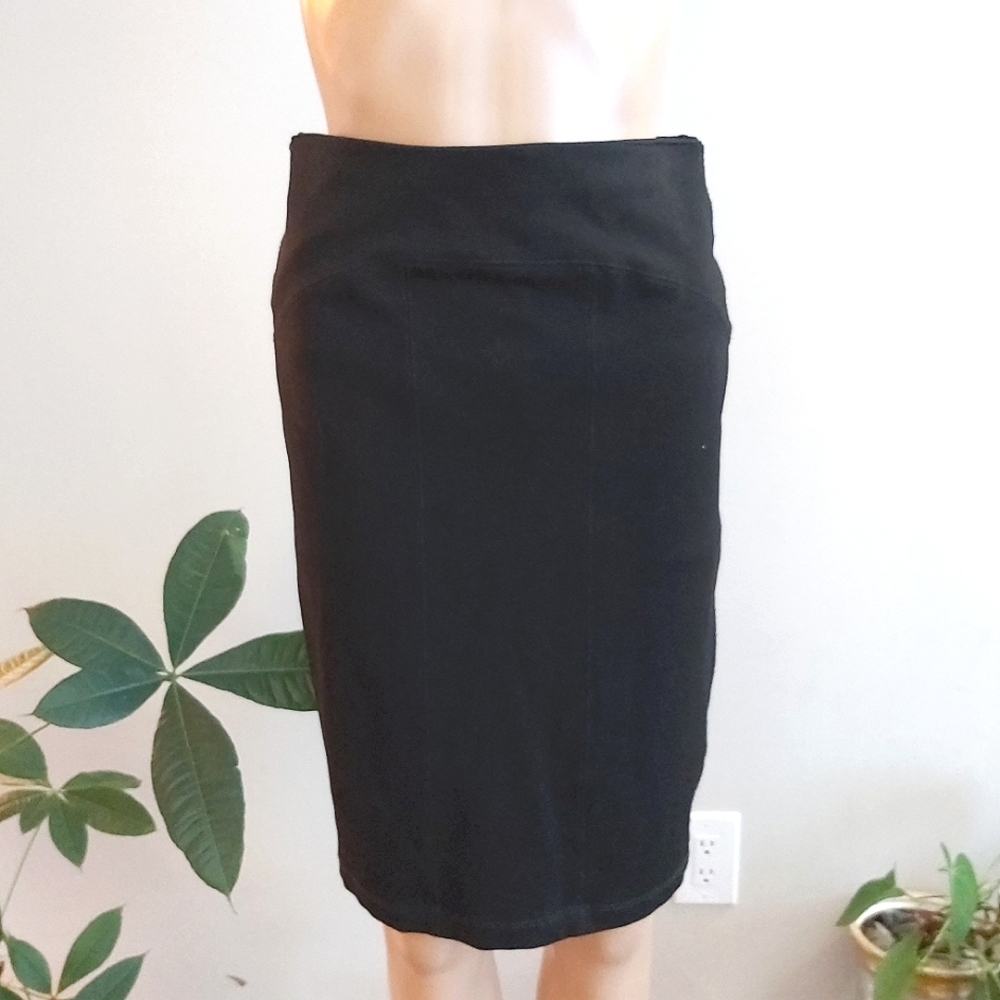 Karen Kane black stretch pencil skirt